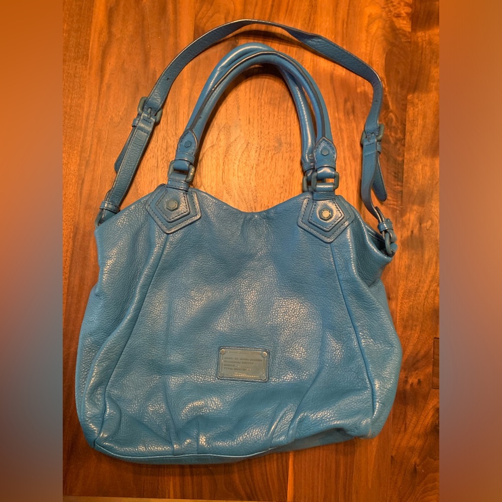 Marc Jacobs blue leather purse
